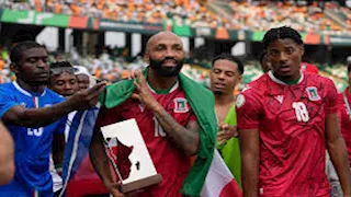 اللاعبون رفضوا السفر.. واقعة غريبة في تصفيات كأس العالم