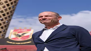 لمناسبة طريقة لعبه.. أول ملاحظة لـ ياس ثورب على لاعبي الأهلي