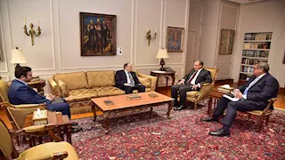 وزير الخارجية يبحث مع رئيس هيئة الدواء التعاون الدولي في قطاع الأدوية