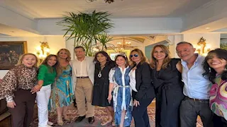 ليلى علوي تهنئ إيناس الدغيدي بزواجها.. ماذا قالت؟