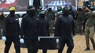 إعلام عبري: بعض جثث الأسرى لن يتم الإفراج عنهم في المرحلة الأولى