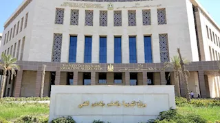 "التعليم" تُلزم المدارس بسرعة تسليم الكتب للطلاب دون ربطها بالمصروفات