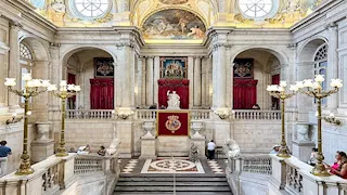 20 صورة ساحرة.. 9 قصور الأكثر شهرة وجمالا حول العالم