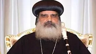 الأنبا يوساب أسقف عام الأقصر يترأس صلاة الجنازة على راعي دير القديسين بالطود