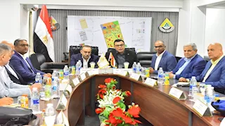 وزير الإسكان يتابع مشروعات أسيوط واستثمارات "حياة كريمة" (صور)