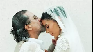 هادي الباجوري وزوجته يخطفان الأنظار بإطلالة أنيقة في عقد قرانهما