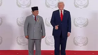 ترامب يلتقط الصور التذكارية مع القادة المشاركين في قمة شرم الشيخ للسلام |صور