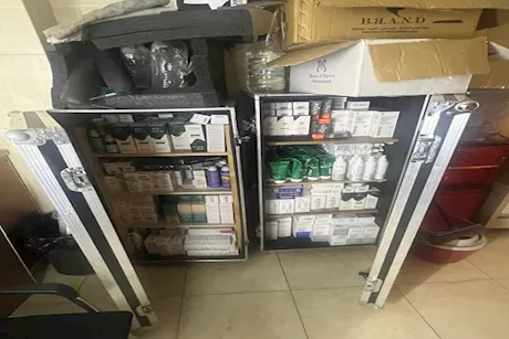 الصحة تغلق مركز تجميل غير مرخص تديره منتحلة صفة طبيب