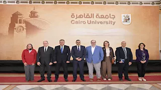 وفد أمريكي يبحث مع جامعة القاهرة إنشاء برامج دراسات عليا مشتركة