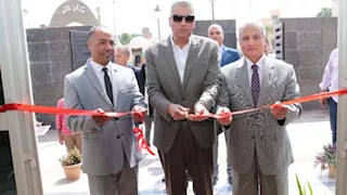 محافظ أسوان يفتتح منفذًا لبيع إصدارات هيئة الكتاب بأسعار مخفضة (صور)