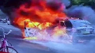 انفجاران يهزان الإكوادور