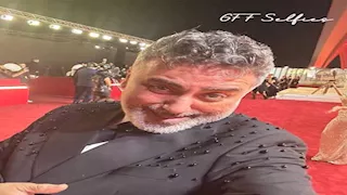 بدلة مطرزة بالخرز اللامع.. تامر حبيب يثير الجدل في الجونة