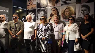 بحضور نجوم الفن.. يسرا تفتتح معرضها في مهرجان الجونة السينمائي احتفالا بمشوارها 