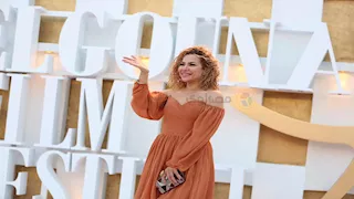 بفستان قصير وجرئ.. ألفت عمر تخطف الأنظار على ريد كاربت الجونة السينمائي