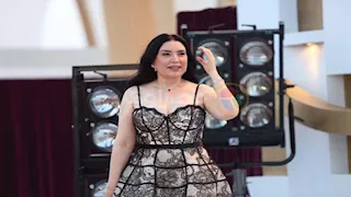 بفستان أنيق وجريء.. عبير صبري تخطف الأنظار على ريد كاربت الجونة السينمائي