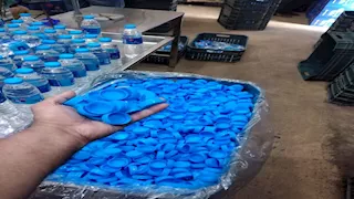 مياه معبأة من الحنفية.. ضبط 4 أطنان منتجات مغشوشة بالدقهلية (صور)