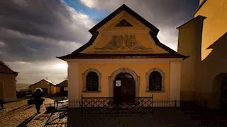 أغرب 5 معابد حول العالم.. أحدها بني بالكامل من جماجم بشرية