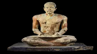 باحث مصري يكشف بالأدلة: من الذي سرق 700 ألف سنة من تاريخ مصر؟