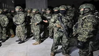 سول تسعى لاعتقال عشرات المشتبه بهم في عمليات احتيال عبر الإنترنت