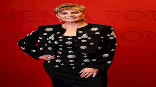 "شيك ومحترمة".. مفيدة شيحة تنشر صور على السجادة الحمراء بمهرجان الجونة