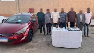 ضرب واحتجاز وتماثيل مقلدة.. تفاصيل القبض على عصابة العملات الوهمية في الجيزة