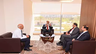 وزير العمل يبحث مع مسؤول قطري تعزيز التعاون في التدريب والتشغيل