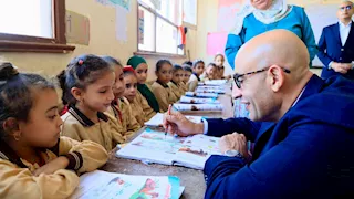 بالصور.. وزير التعليم يتفقد مدارس أسيوط ويتابع سير العملية التعليمية