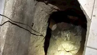 حفروا نفق جوه المسجد.. "صفارة" تُفشل أغرب محاولة سرقة في الإسكندرية