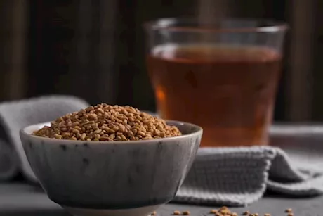 شرب الحلبة يوميًا لمدة أسبوعين- ماذا تفعل بالجسم؟