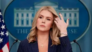  البيت الأبيض: ترامب أوقف تمويل الحرب في أوكرانيا