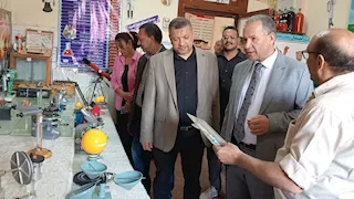 بالصورـ وكيل تعليم أسيوط يتفقد عددًا من المدارس لمتابعة الانضباط وتطبيق البرامج العلاجية