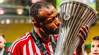 مباراة برشلونة تسجل ظهورا تاريخيا للمغربي أيوب الكعبي لاعب أولمبياكوس