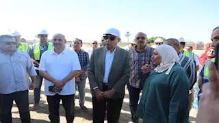 بتكلفة مليار و100 مليون جنيه.. محافظ المنيا يتابع إنشاء محطة معالجة صرف صحي قفادة