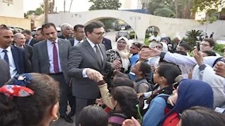 وزير الثقافة يفتتح معرض "بُكرة اللي جاي 2" احتفاءً بختام الموسم الثاني لمشروع "بستان الإبداع"