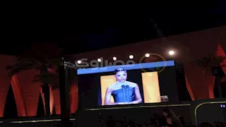 تقدم الحفل ناردين فرج.. انطلاق ختام مهرجان الجونة السينمائي بعزف السلام الجمهوري