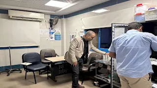 وكيل صحة أسيوط يتفقد الوحدات الصحية فجرًا ويُحيل مخالفين للتحقيق