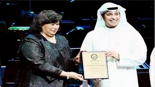 "القومي للمرأة" يهنئ الدكتورة إيناس عبدالدايم لتكريمها في المهرجان الموسيقي الدولي بالكويت