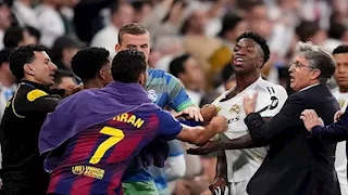 "قصص متفوتكش".. الشرطة في الكلاسيكو.. وطلب بيزيرا من مسؤول الزمالك