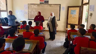 وكيل تعليم القاهرة تتابع سير العملية التعليمية الإمتحانية بإدارتى وسط القاهرة وباب الشعرية