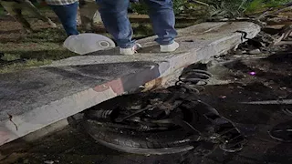 دخل في الرصيف والفرده فصلت.. ننشر الصور الأولى لحادث الفنان علي رؤوف بالسويس