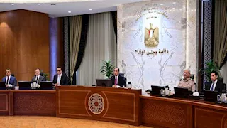 "مدبولي" يوجه بوضع شاشات عرض بالمحافظات لبث افتتاح المتحف الكبير