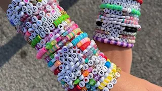 أزمة صحية للأطفال على أمازون.. مجوهرات مسرطنة تسحب فورا