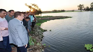 محافظ المنوفية يتفقد المواقع المتضررة من فيضان النيل ويقرر تعويض المتضررين