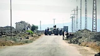 القوات الإسرائيلية تقوم بتجريف أراض في ريف القنيطرة السوري