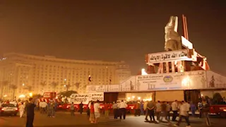 الأعقد تاريخًيا.. 25 صورة لنقل رمسيس الثاني للمتحف الكبير في 2006