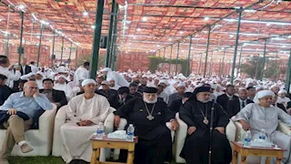 انطلاق منتدى دندرة الاقتصادي بقنا تحت شعار "العلم وبناء الإنسان" (صور)