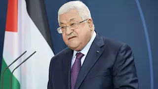 أكسيوس: محمود عباس سيحضر قمة السلام غدا في مصر