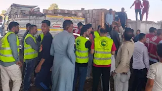 بعد غرق المنازل بمياه النيل.. مساعدات إنسانية عاجلة للأهالي في أشمون (صور)