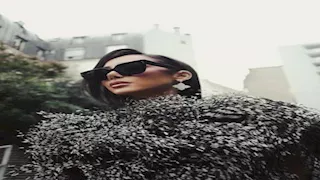 "فستان بصيحة الريش".. 5 صور ومعلومات عن إطلالة بسمة بوسيل