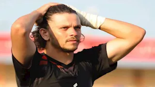 "مش مسامحكوا".. اعتزال لاعب منتخب مصر للمحليين السابق محمد أشرف